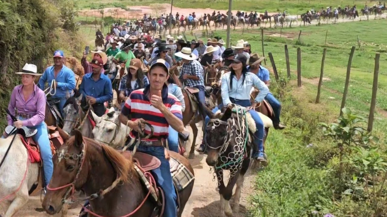 700 NA CAVALGADA E ENCONTRO DE CARREIROS EM DOM VIÇOSO MG 