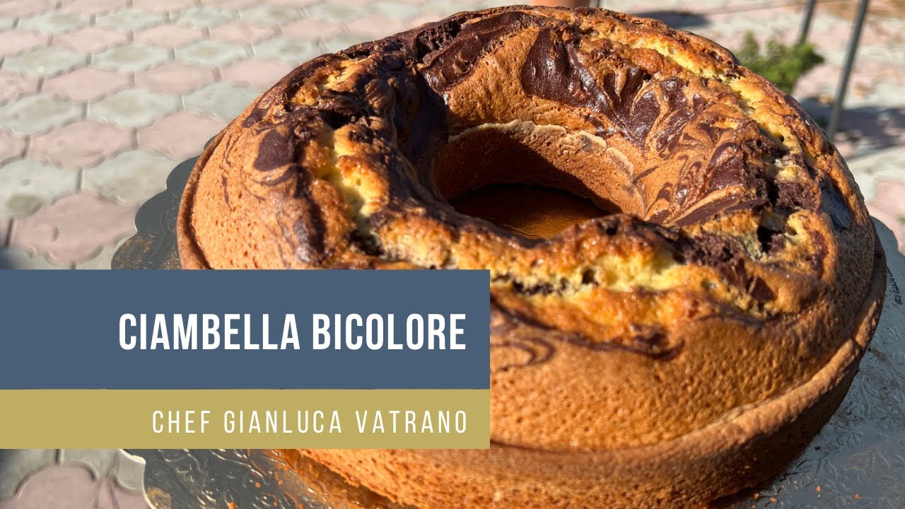 Ciambella soffice bicolore, ricetta facile e veloce, pronta in 10 minuti