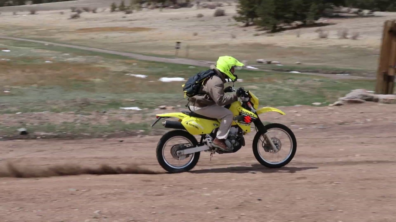 DRZ400E против DRZ400s — какой Dual Sport лучше подходит для ваших нужд?