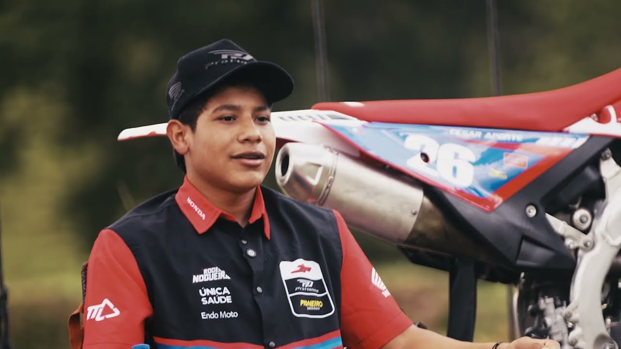 Apresentamos Cesar Aponte #26 nosso piloto MX2JR para 2026!
