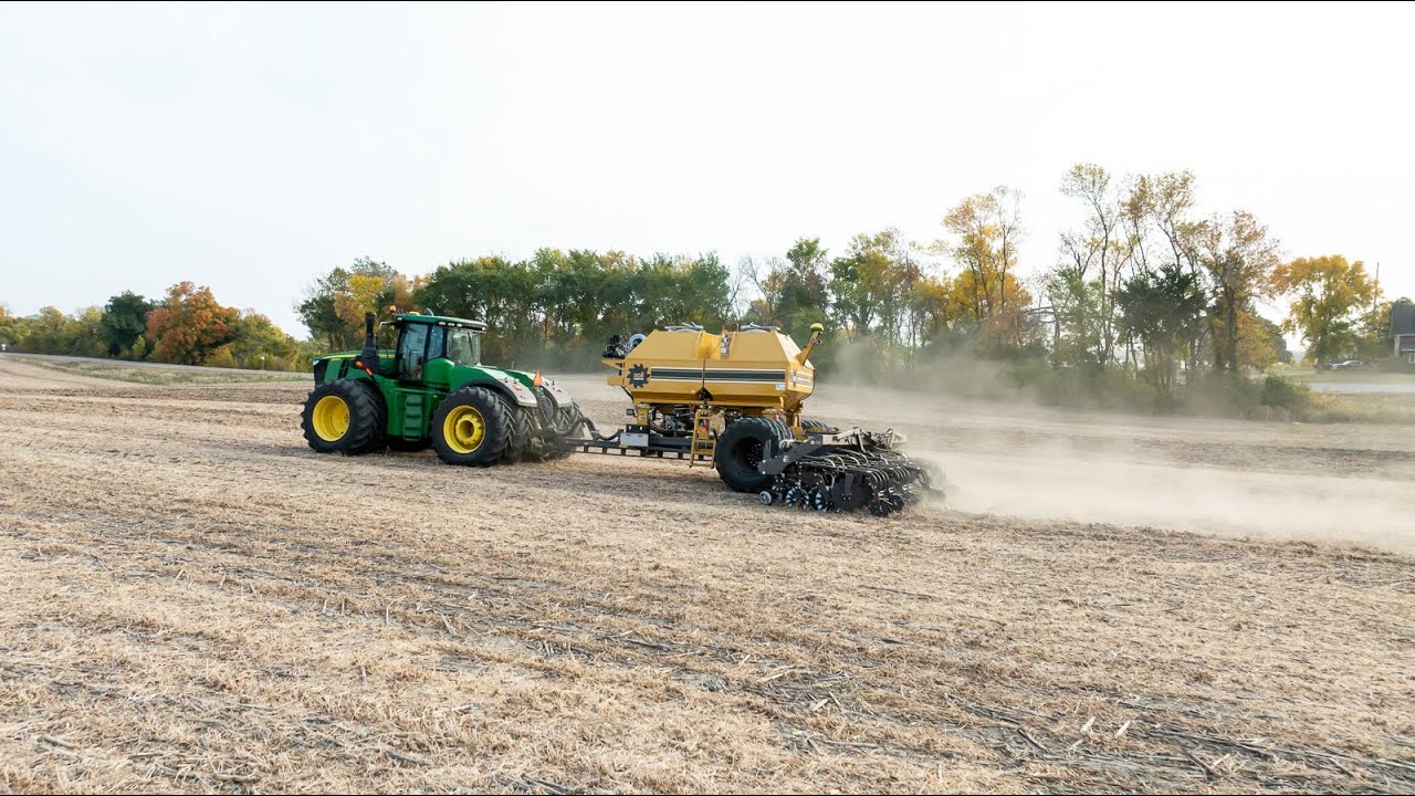 12 Row 4500 SoilWarrior