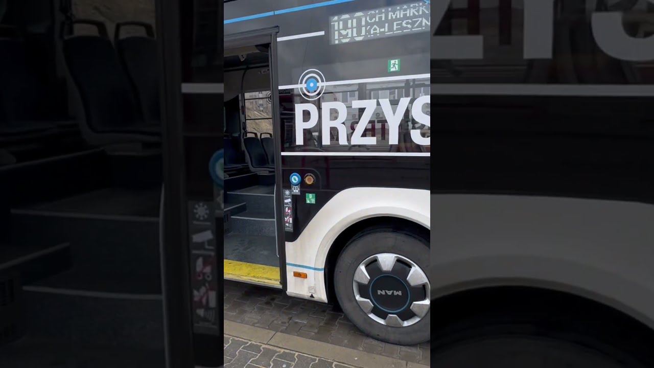 Exclusive Look at How Electric MAN Lion's City 18E Bus is Revolutionizing Public Transport in Warsaw