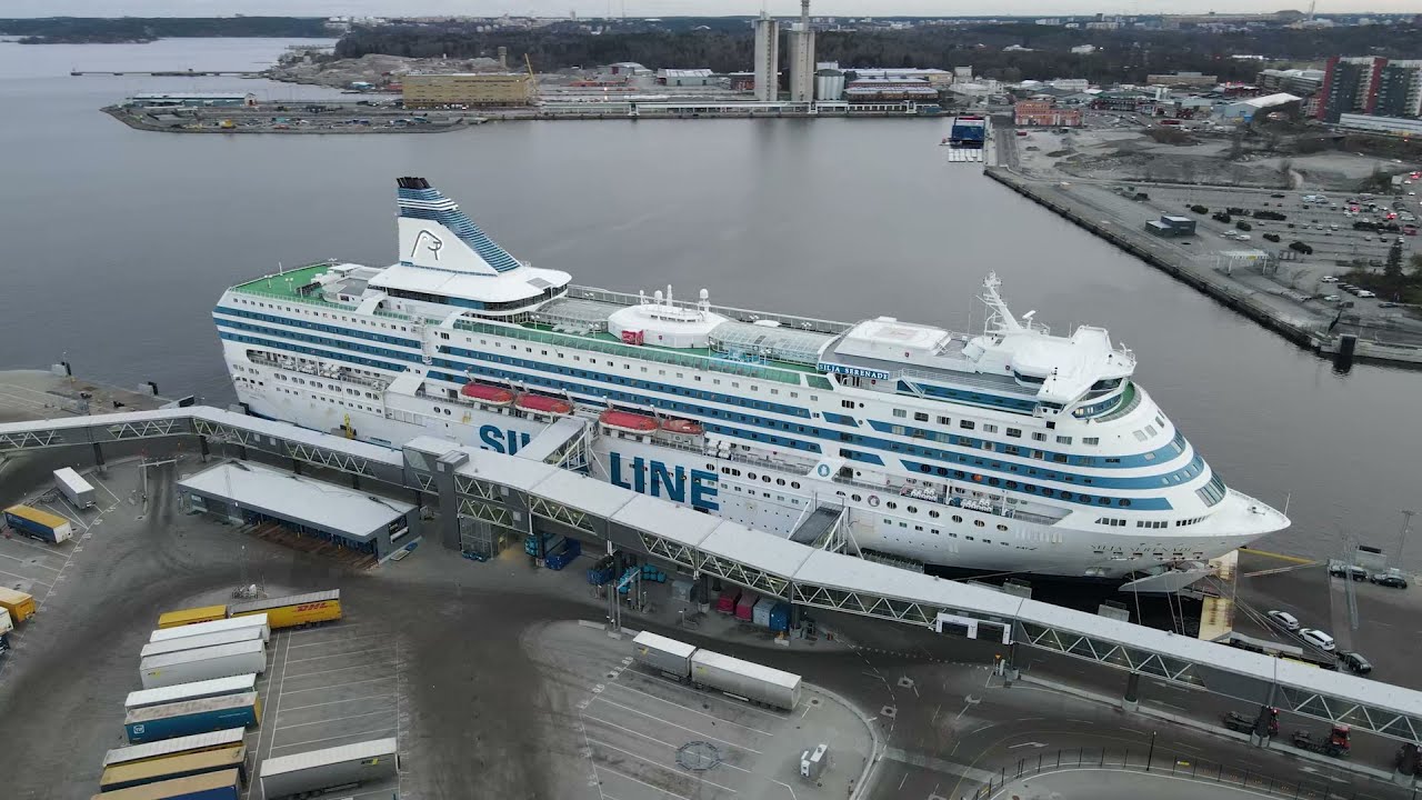 SILJA SERENADE. STOCKHOLM.  Värtahamnen port
