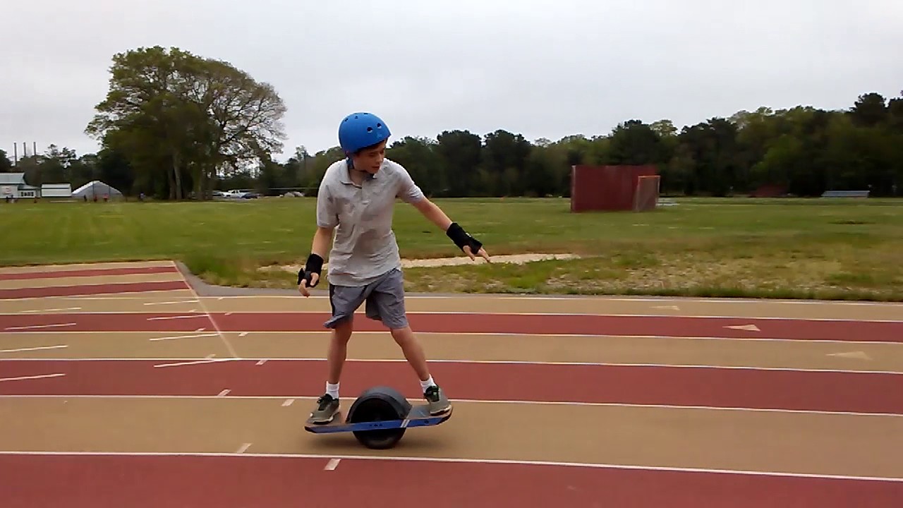 OneWheel Plus on Mondotrack