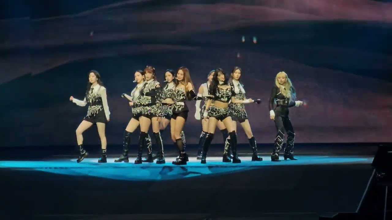 TWICE in Sydney - Set Me Free