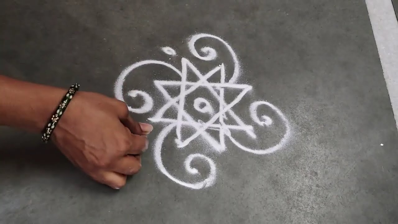 Try This Simple Rangoli at Home l Daily Rangoli Ideas | Divya's Rangoli Colours