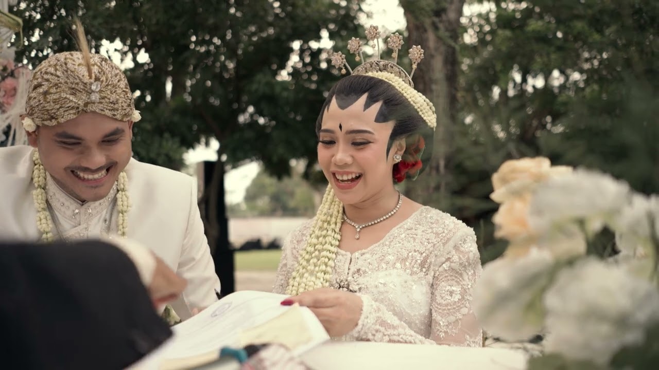 Wedding Mytha and Andres - Hotel Grand Rohan Yogyakarta | Heart Party Decoration | Rias Arnie Suryo