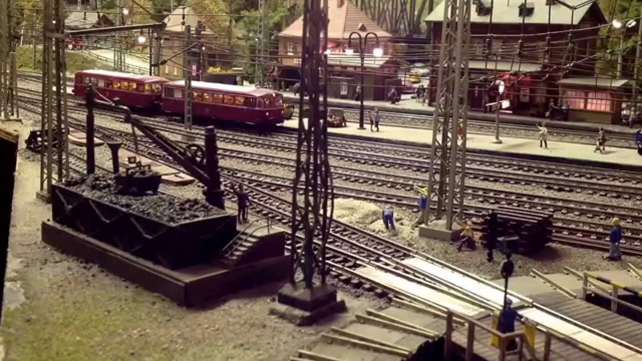 Märklin Spaß in Langenthal mit BR64, BR151 (ESU-Sound), E44 und dem Schienenbus.