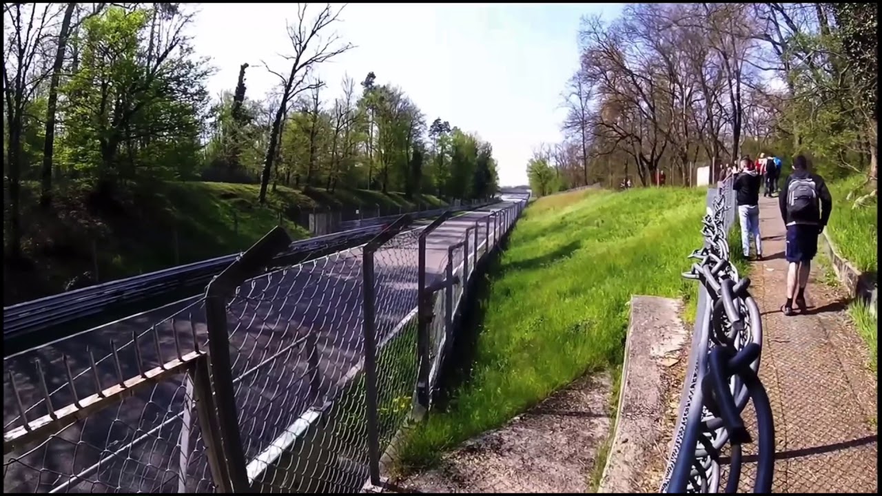 Porsche 919 Hybrid High Speed Fly By&rsquo;s Compilation