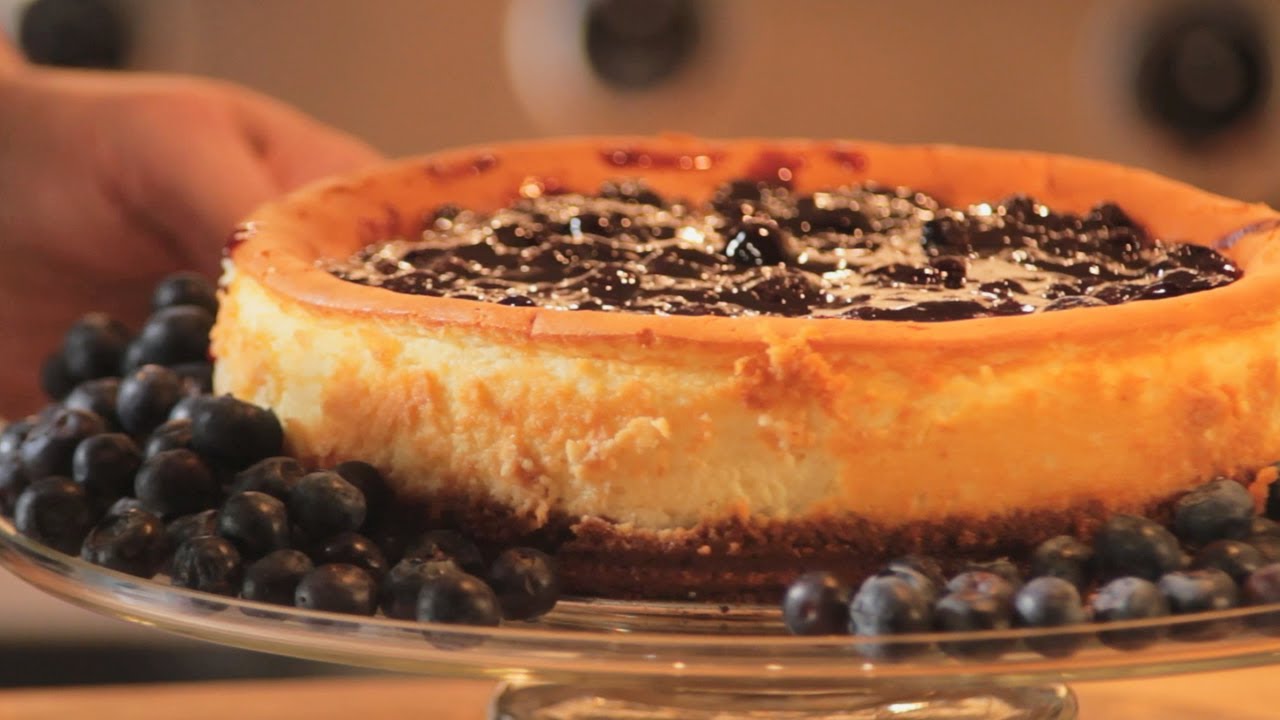 How to Make Blueberry Mascarpone Cheesecake
