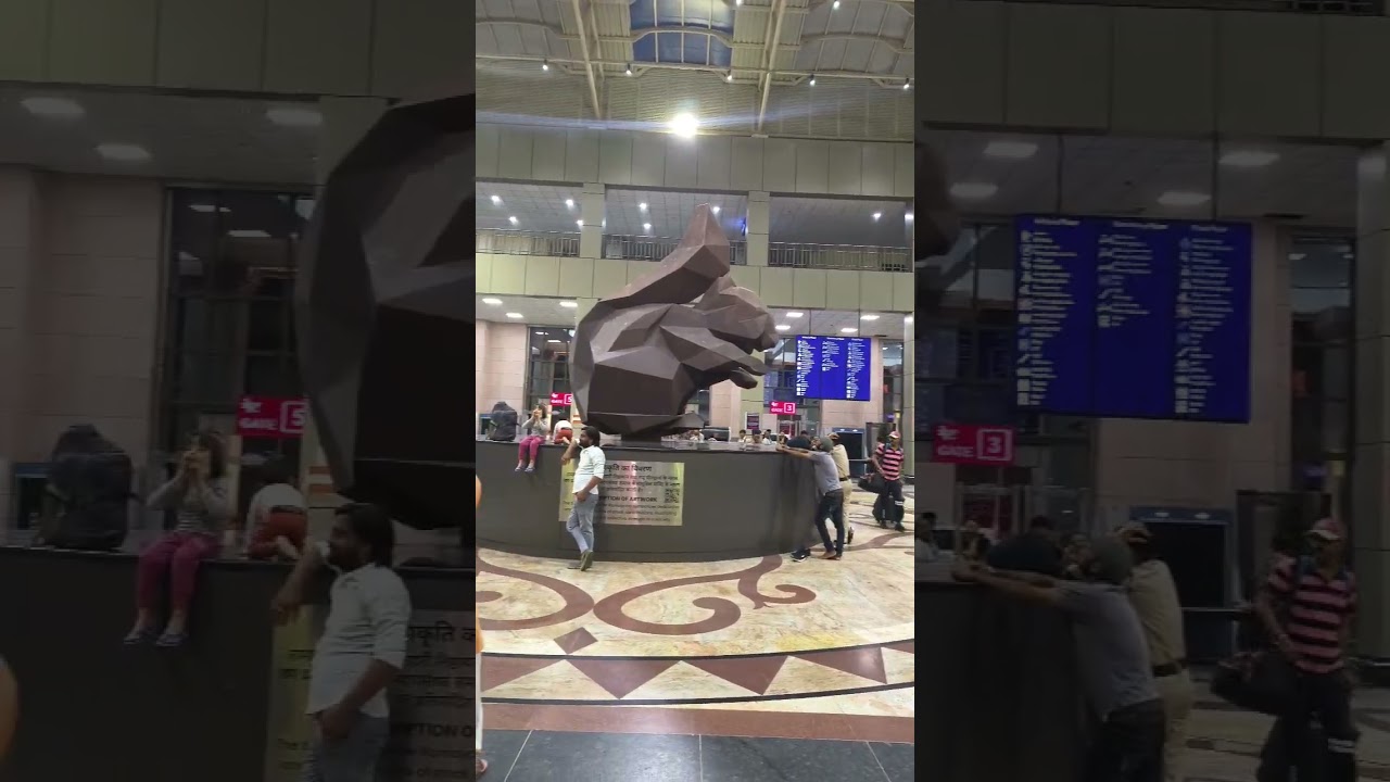 Ayodhya Railway Station #ayodhya #india #travel #minivlog #ayodhyaram #rammandir #ramadan
