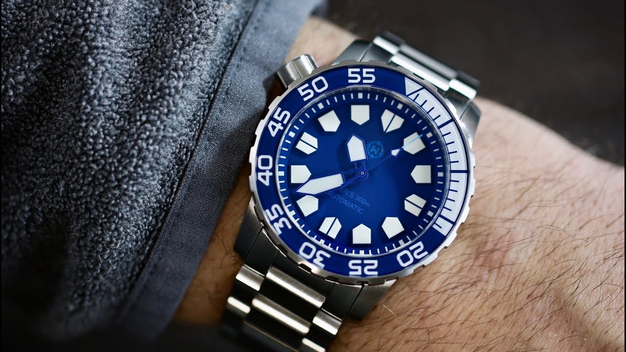 Helm Khuraburi : Best Microbrand Budget Diver?