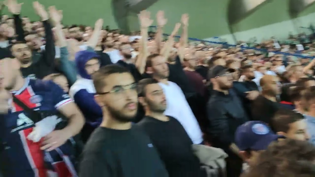 קהל מכבי חיפה קטעי עידוד ממשחק החוץ נגד פריז סן ז'רמן מחצית שנייה PSG VS MACCABI HAIFA FANS