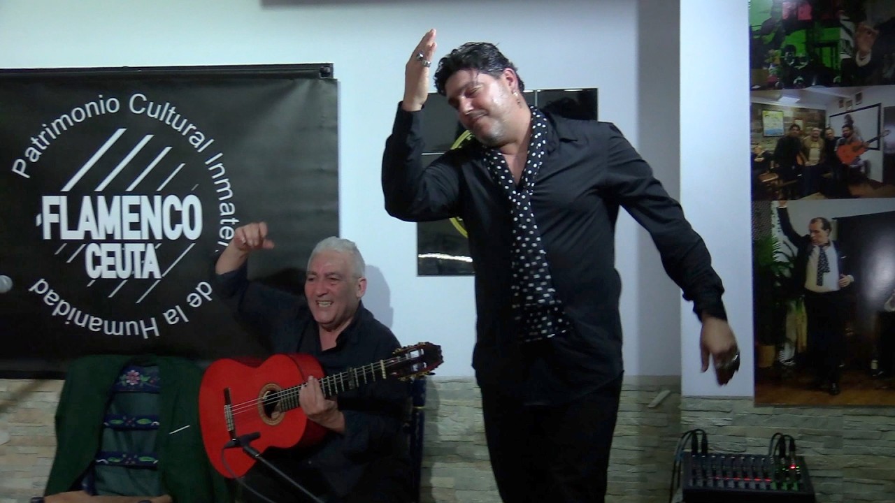 El Cañejo, Rocío Rodríguez y Juanma de Barbate conquistan la Tertulia Flamenca