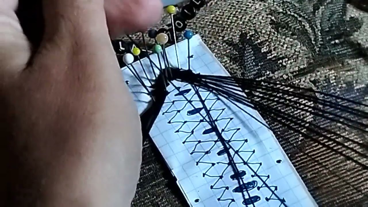 182- Empiece de una pulsera inventada por mí.