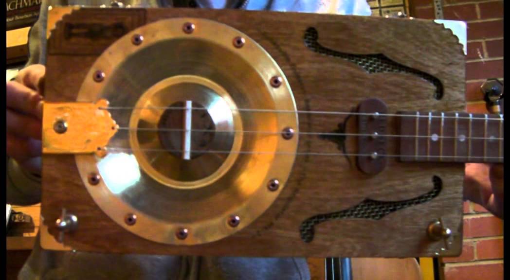 RESONATOR CIGAR BOX GUITAR 3 STRING BY JUNKSVILLE ....... THE REGULATOR Mk-2
