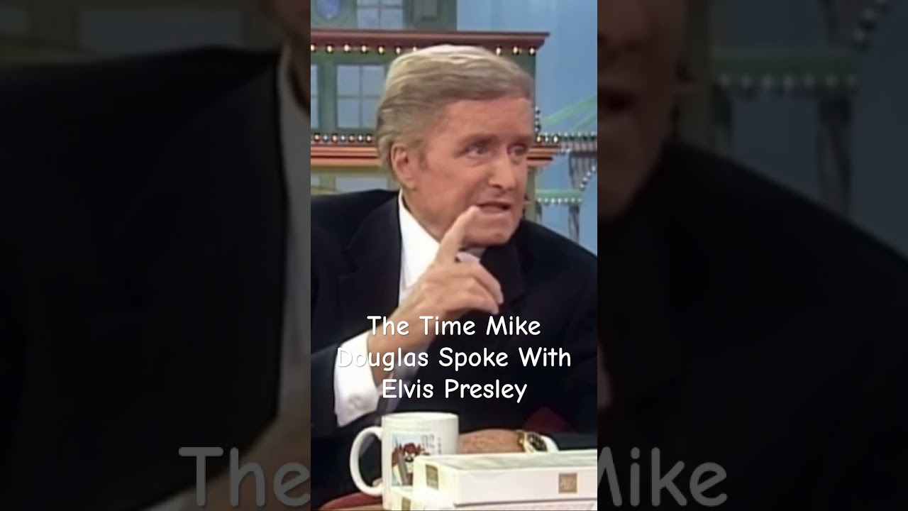Elvis Presley Talks With Mike Douglas #musician #king #music #legend #Elvis #news #talkshow #shorts