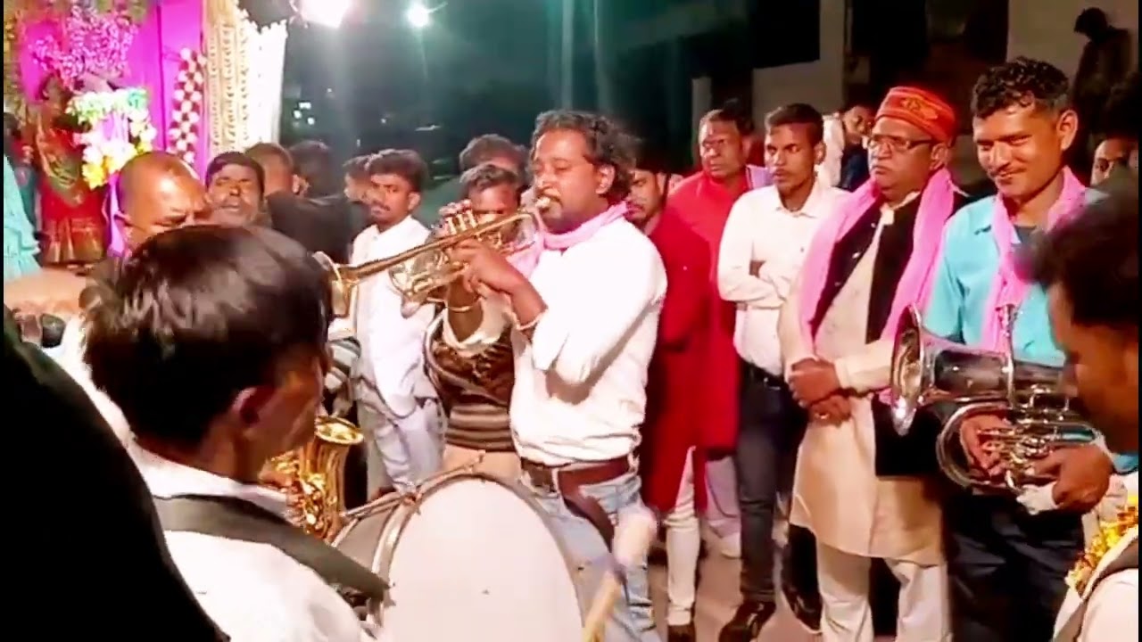 🌹Kaise samjhaun Tu badi naasamajh hai🌹 trumpet band song brass band🙏 trumpet master Jagdish🙏