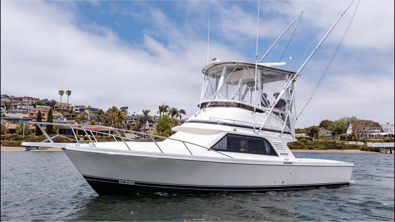 Sold - 1992 Blackfin 33 Flybridge Walkthrough
