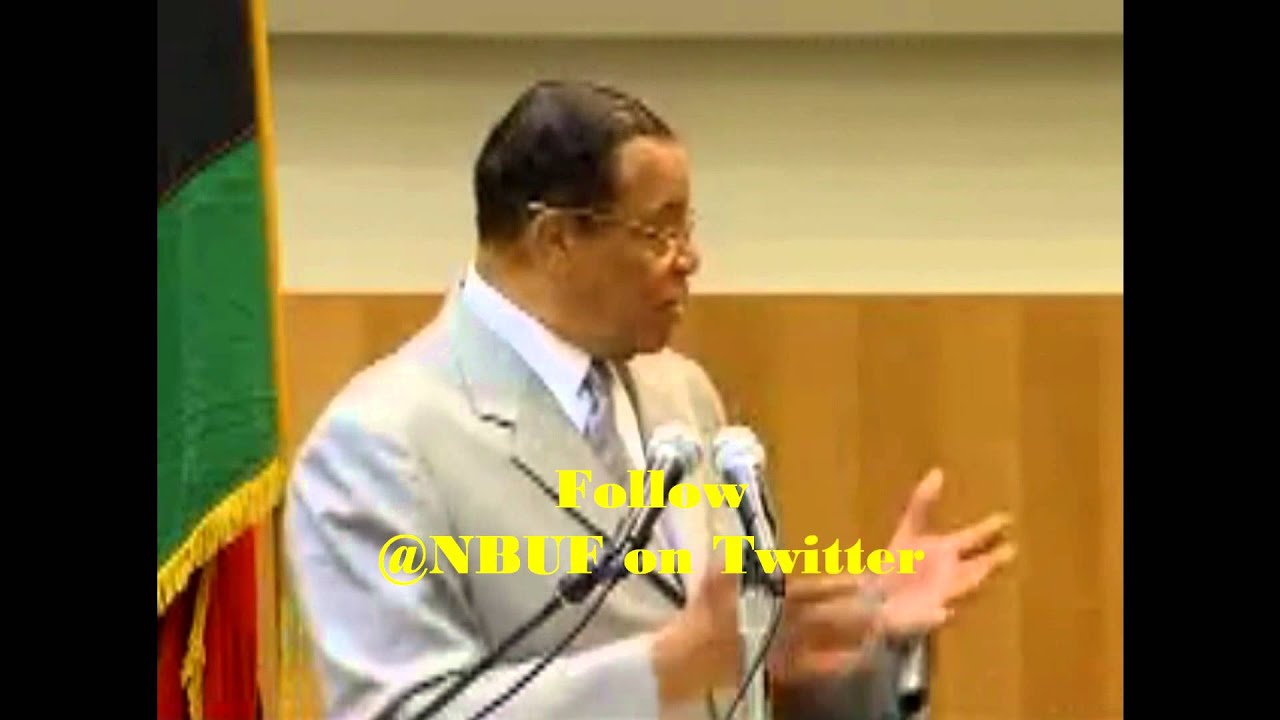 Min. Farrakhan speaking at the 30th Annual National NBUF Convention