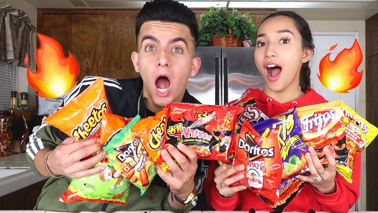 2X SPICY NOODLE + HOTTEST CHIPS CHALLENGE!!