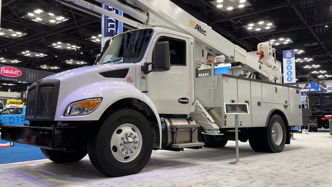 2023 Kenworth T380 with Altec TA50 Crane
