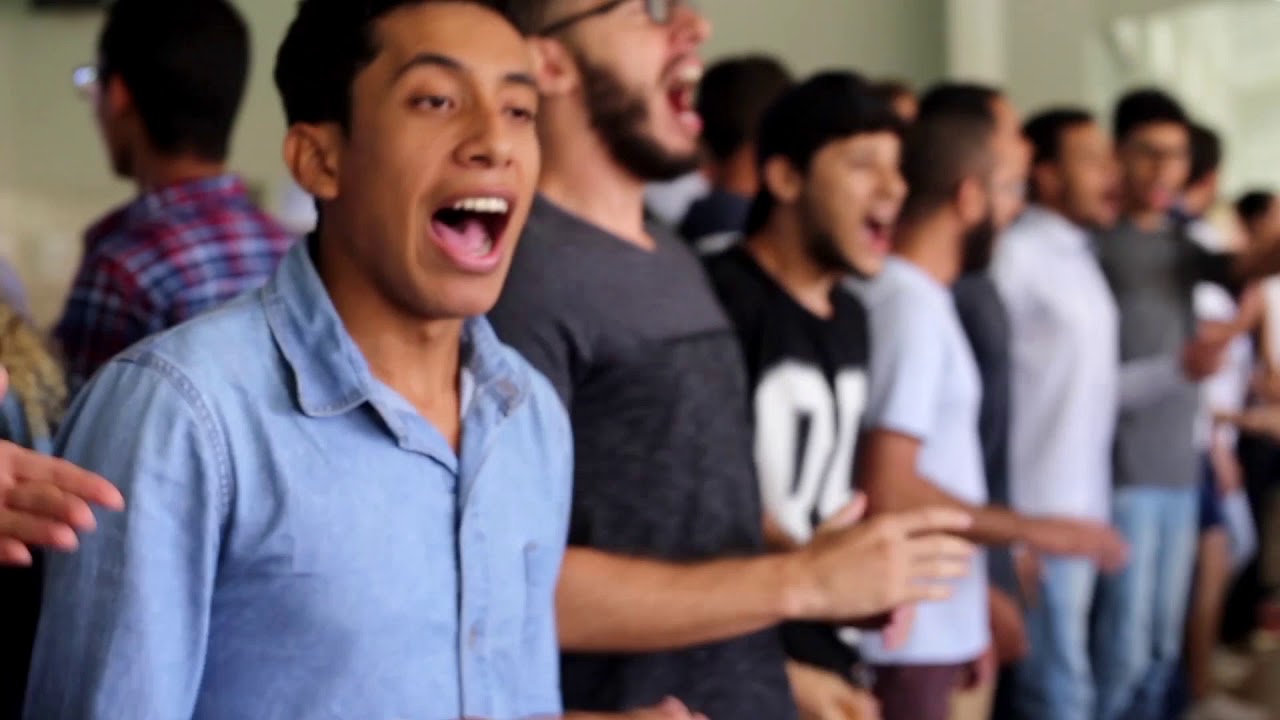 Flashmob - Coral Universitário do UNASP - Faz Chover