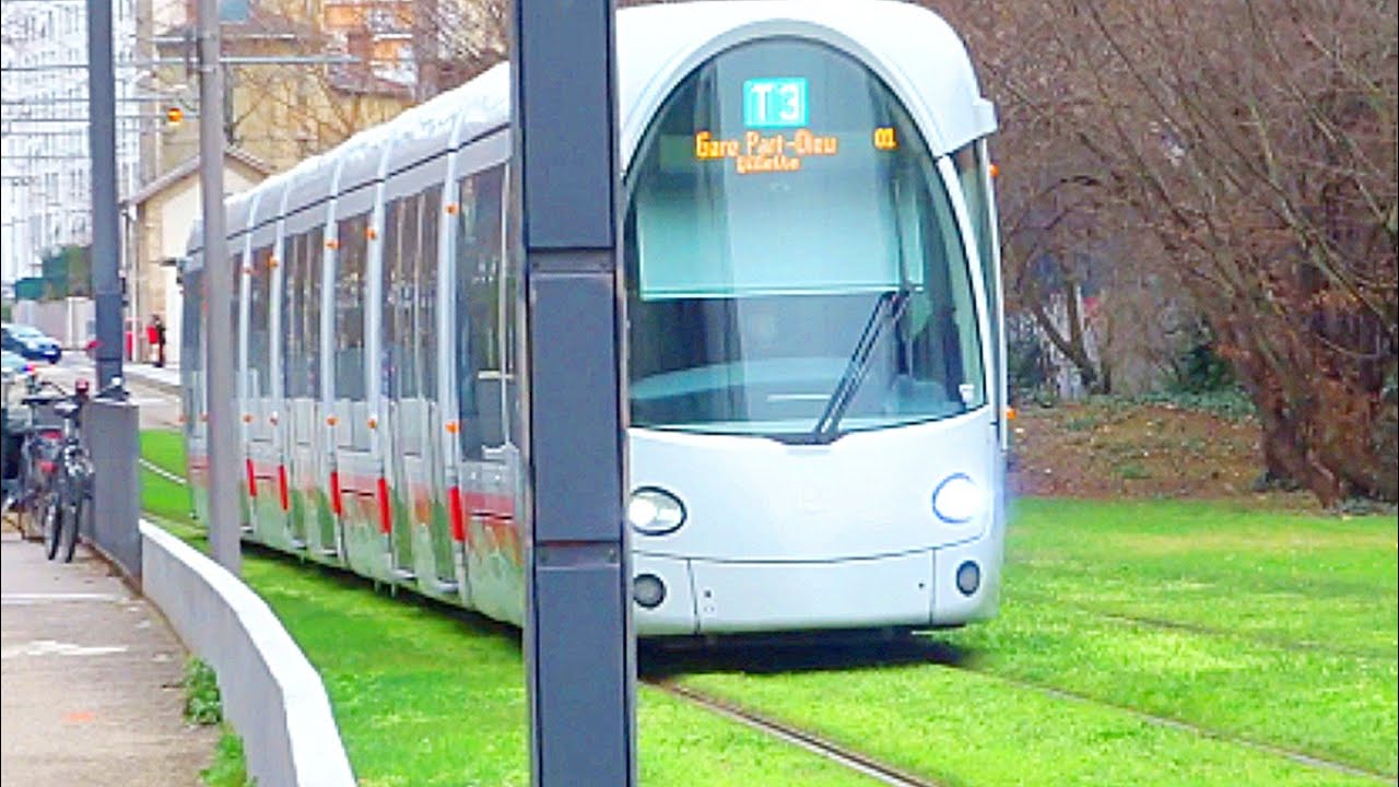 Tramway (T 3 T 4 T 6 ) T C L GROUPE in Lyon france