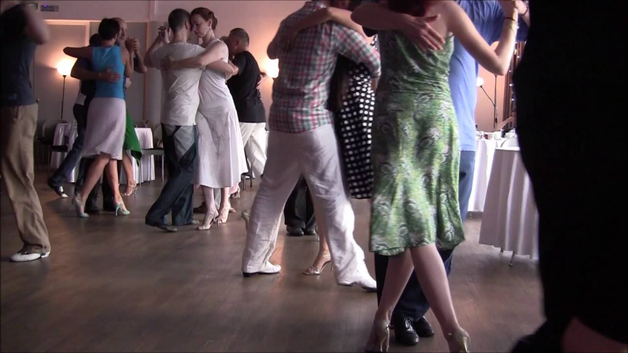 2016 Minsk Tango Fusion marathon - Random tanda, butt-edition