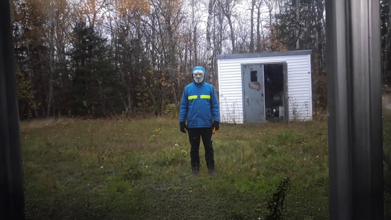 7 Most Disturbing Backyard Encounters Caught on Camera