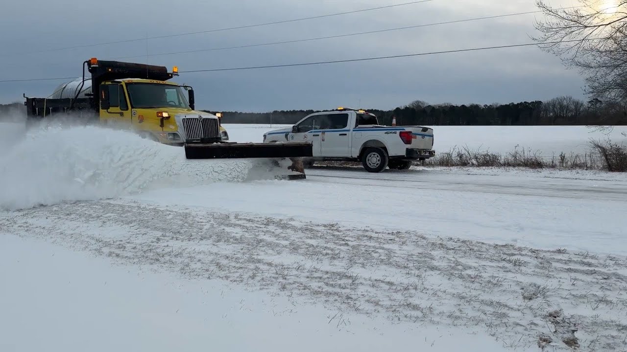 Snowstorm 2026: Crews plow snow in heaviest hit areas of North Carolina