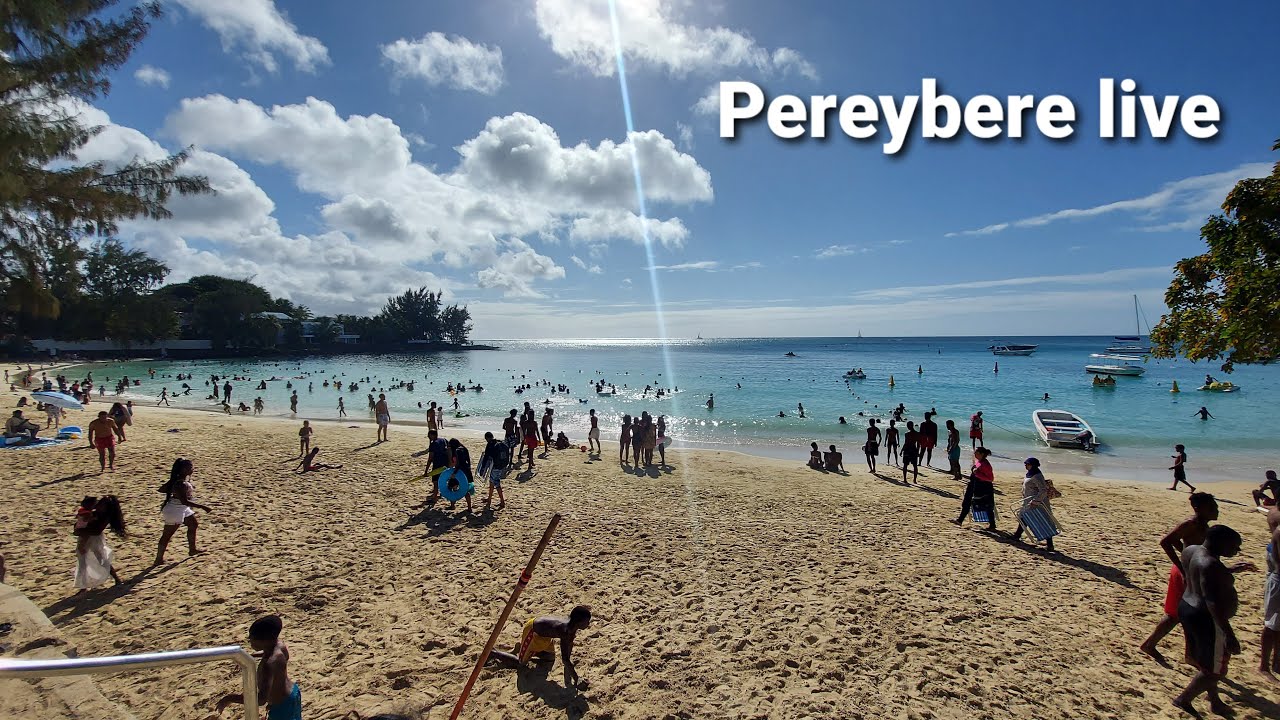 Live From A Vibrant Pereybere Beach