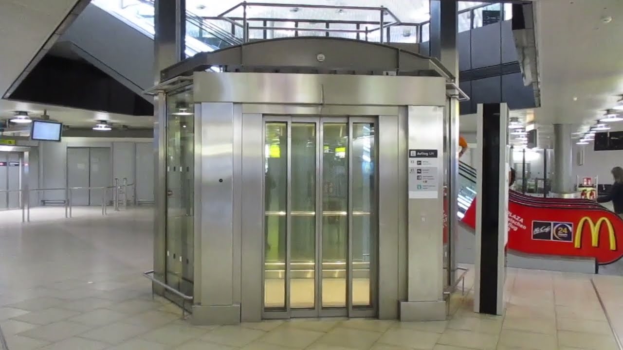 Langenhagen, Flughafen Hannover (1, Terminal B)