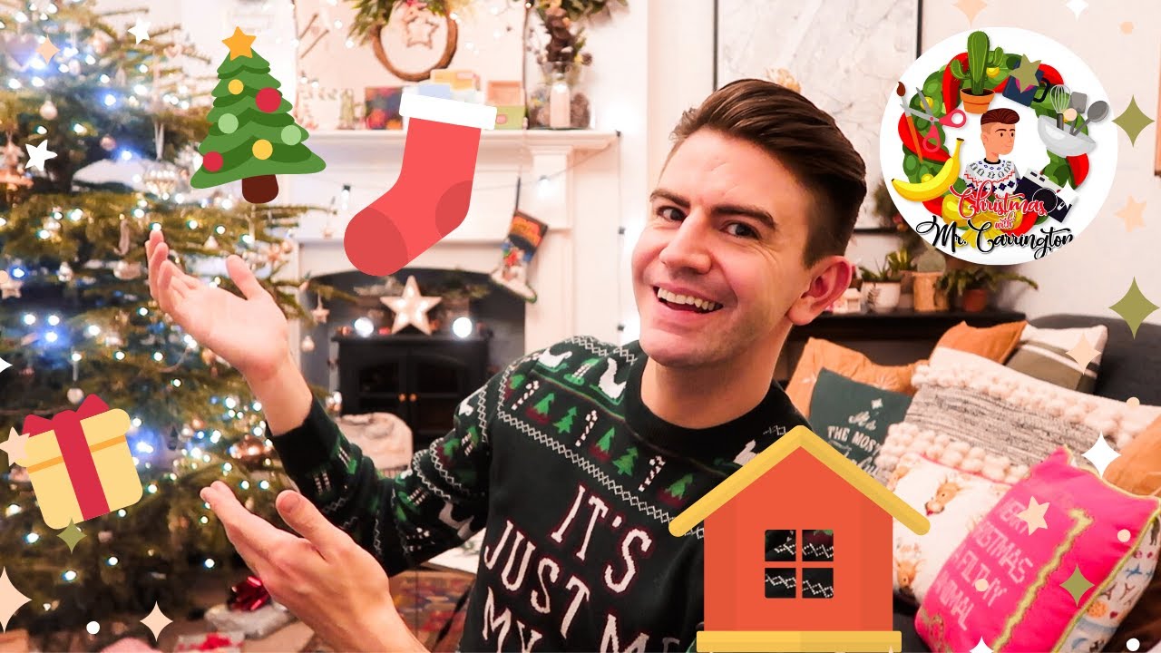 CHRISTMAS LONDON HOME TOUR 2019 | UK CHRISTMAS DECORATIONS TOUR  | CHRISTMAS WITH MR CARRINGTON
