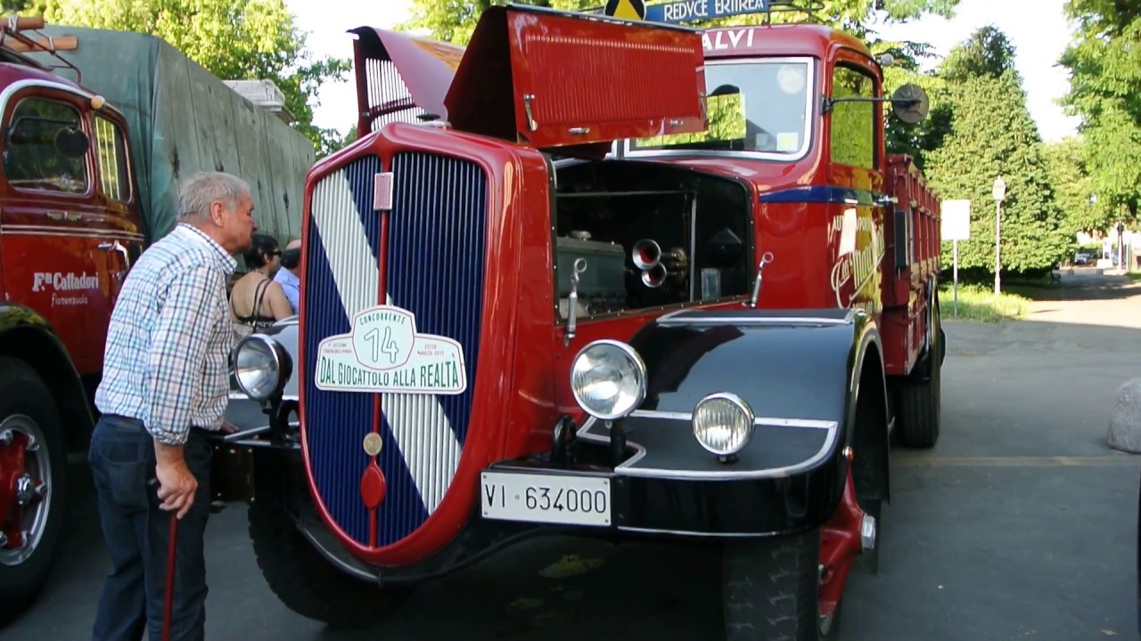 Il buon Sergio ci spiega e illustra molti dettagli tecnici del Fiat 634 del 1937 di Marchiori.