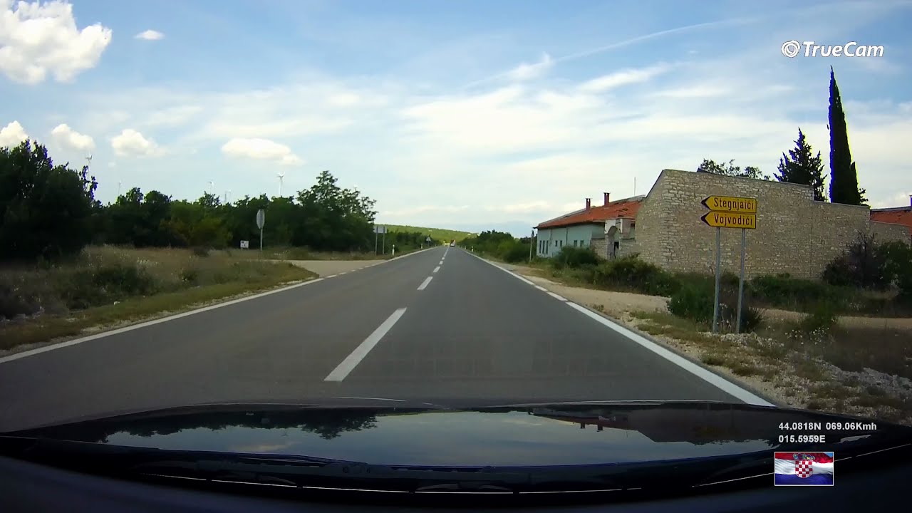 Driving from Benkovac to Karin donji