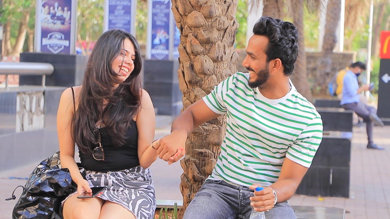 Itna free q hore ho??💔 - Latest from Oye It's Uncut