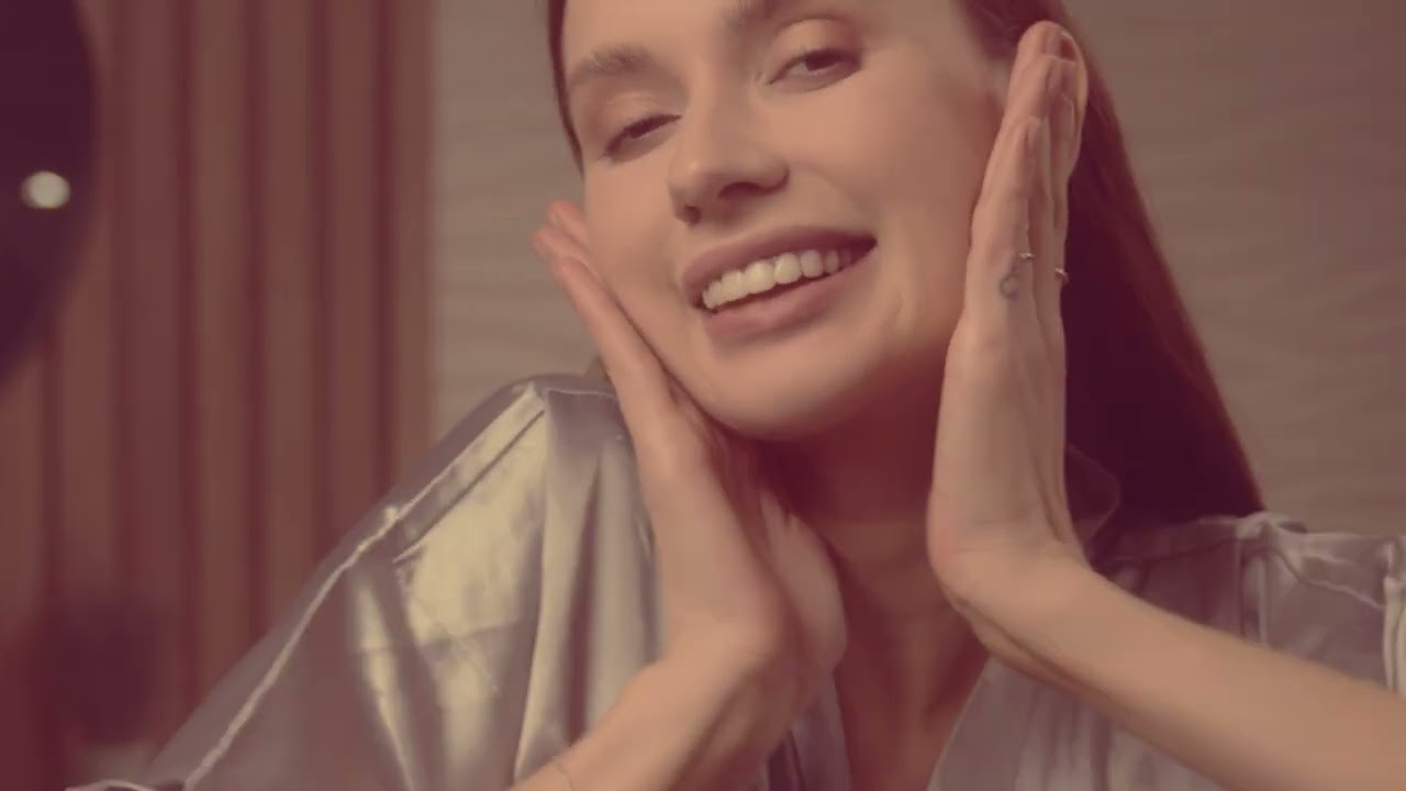 Seductive Bath Time: Wine in the Tub & The Toothbrush Dance