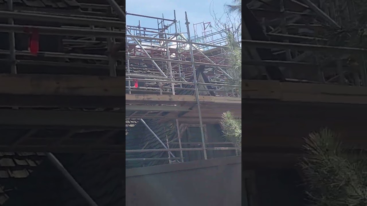 Back view of Splash Mountain 2 Tiana's Bayou Adventure Construction update Disneyland Park 1/27/2024