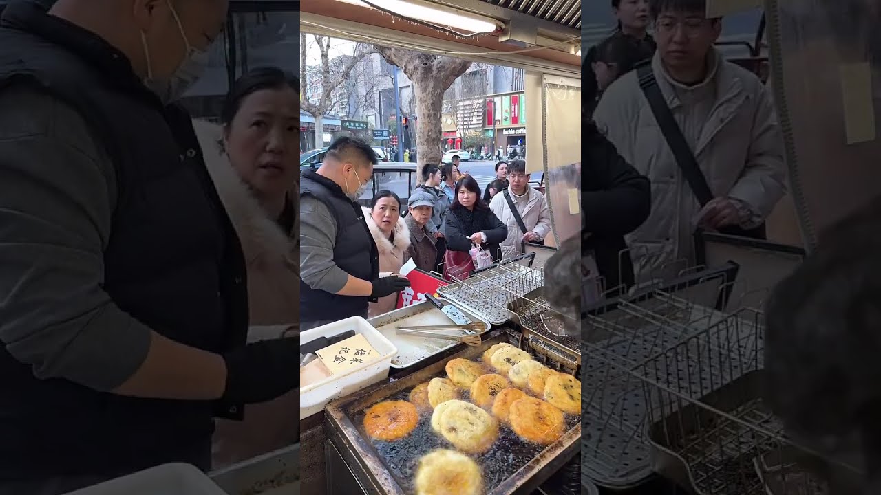 Enjoying delicious food - 纵览美食直播