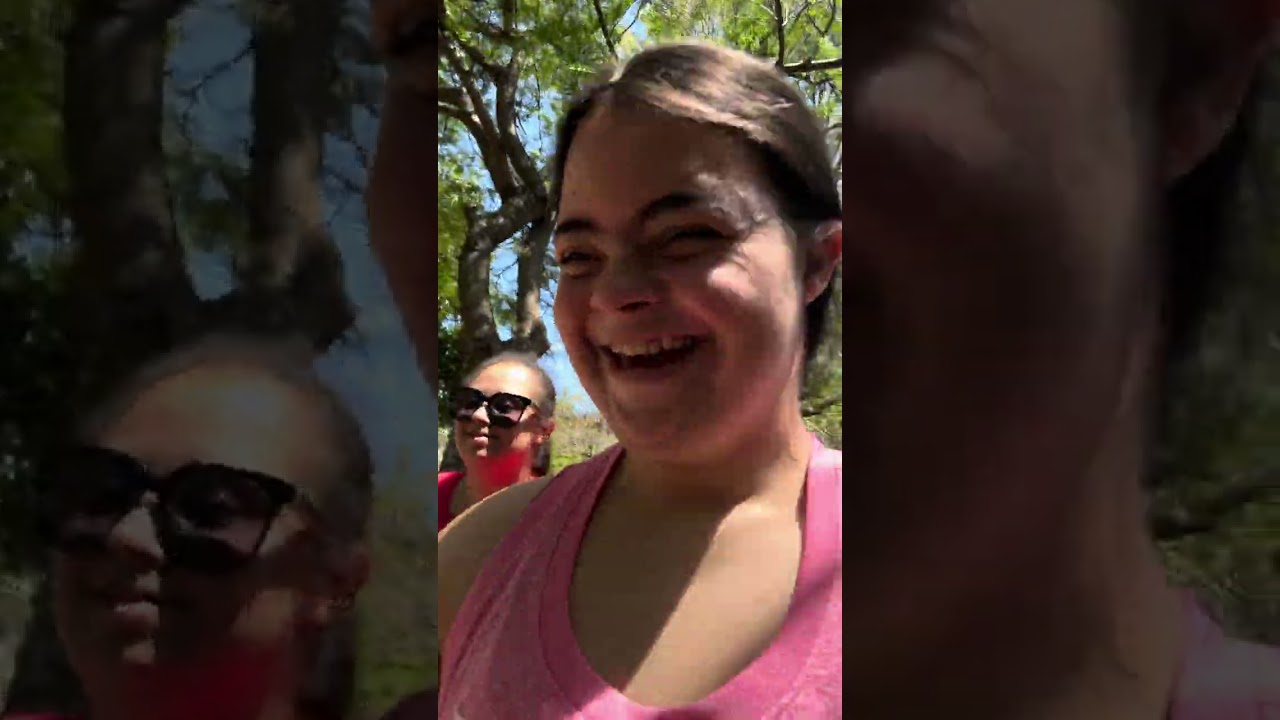 “Parque, niños especiales y una Gina que va pa’ vieja (con su pipa y su mecedora)”