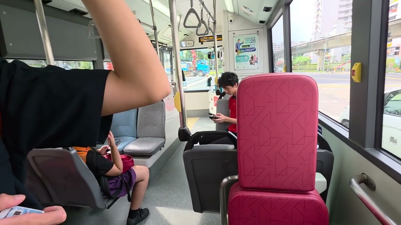 [SMRT Buses] MAN A22 E6 [SG1805B] on Bus Svc 976