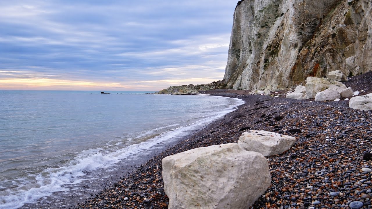 Narrow Pebble Beach Walk at High Tide | White Cliffs & Soothing Ocean Sounds