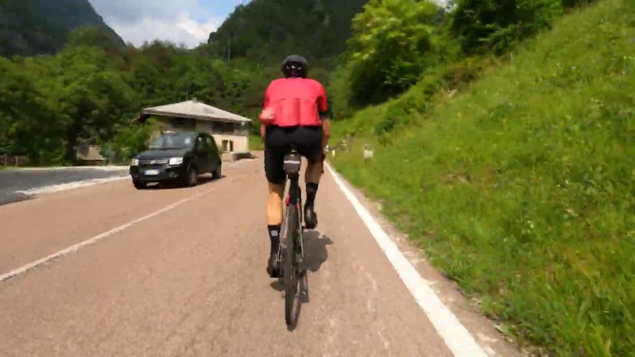 Klim en afdaling Storo naar Ledro - Timelapse