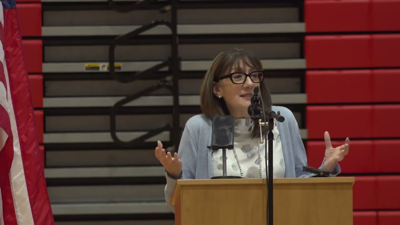 Town Hall with Andrea Salinas, District OR-06, McMinnville, Oregon
