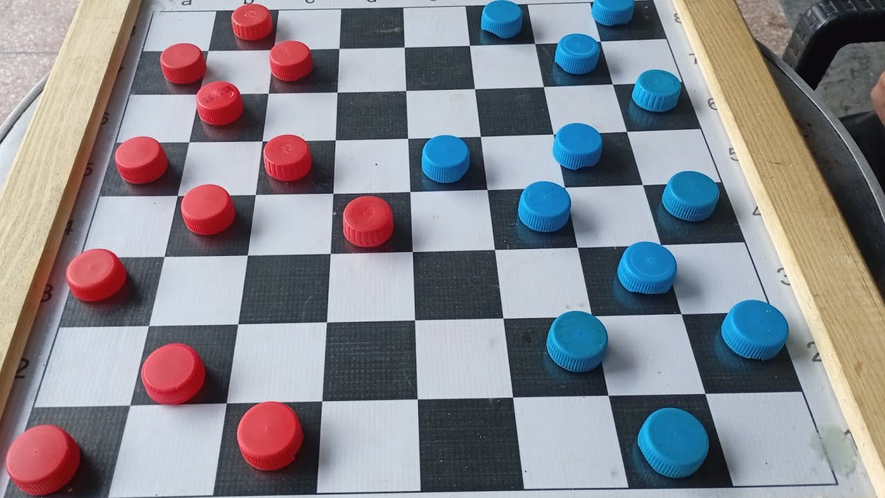 👑 سيطرة كاملة على الرقعة فـ مباراة الداما احترافية  توفيق vs الريفي #checkers #الضامة #الشطرنج 