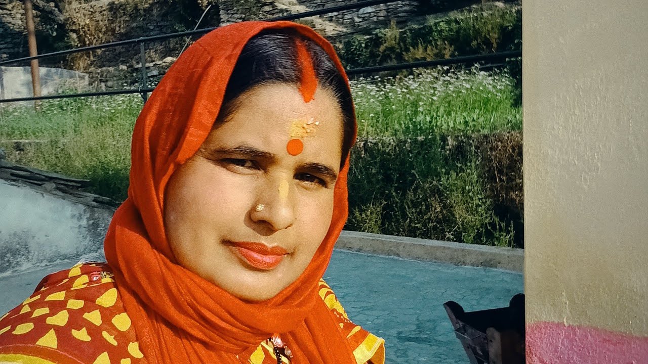Reena gaur Pahadi is live आज तो कमाल हो गया है 🤩🥰