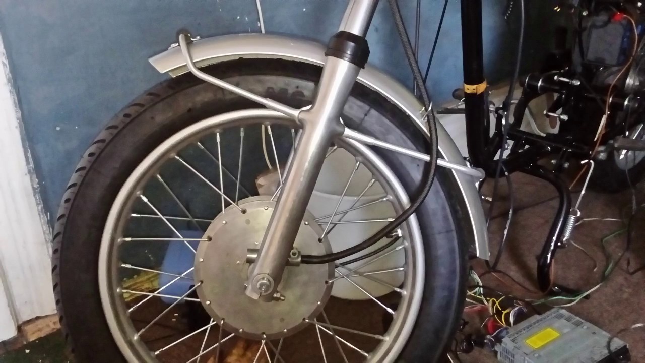 Renowacja motocykla WSK 125 M06B3 ( Renovation of old Polish motorcycle )
