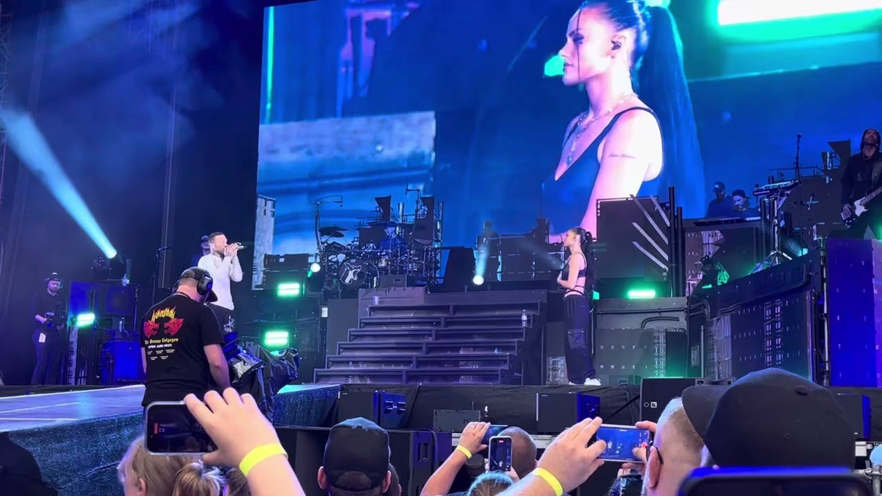 Kontra K - „Narben“ feat. Anna Grey live am 19.07.2025 im SparkassenPark Mönchengladbach