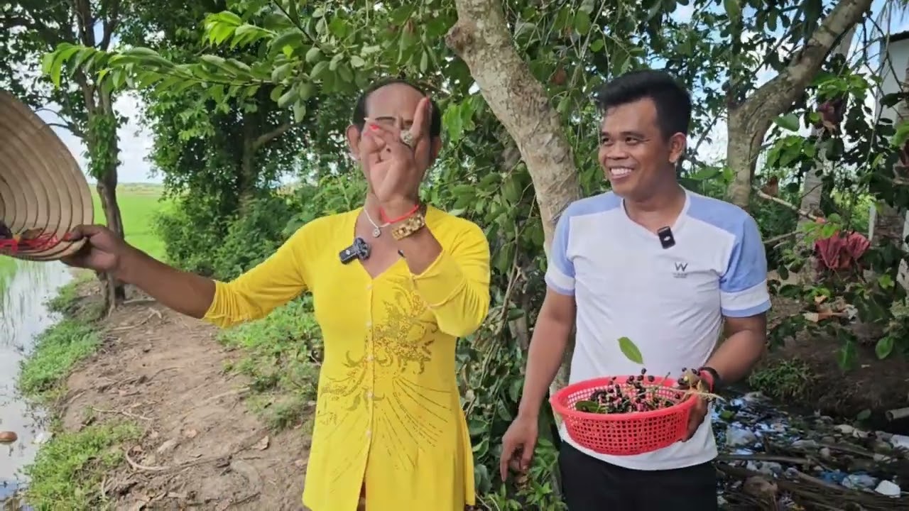 Idol Sương Sương và Bình Đen,,Đi Bẹ Trái Săn,,Nhưng Lạ lắm...?